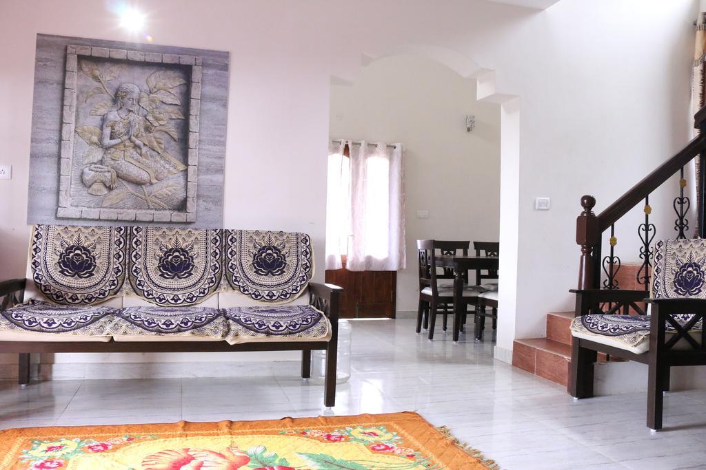 Adhithya Holidays Kodaikanal Rom bilde